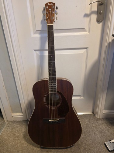 Fender standard - fender,