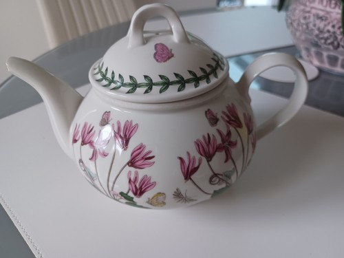 Portmeirion botanic garden tea - portmeirion,