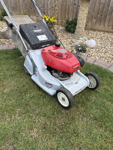 Honda petrol push - push, lawnmower