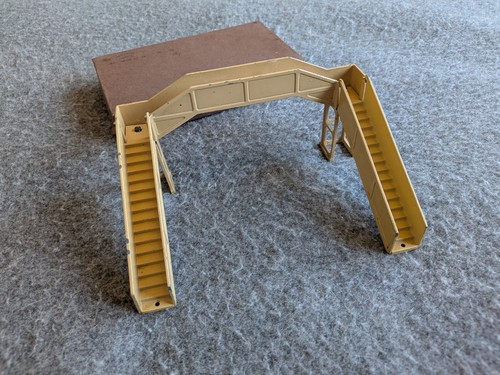 Hornby dublo footbridge - hornby,