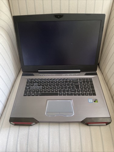 Specialist gaming laptop - pc,