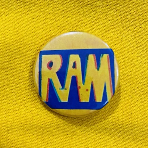 Paul mccartney ram 25mm pin - mccartney,