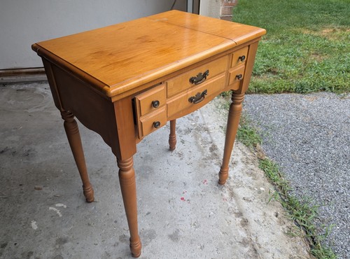 Vintage singer sewing machine - singer,