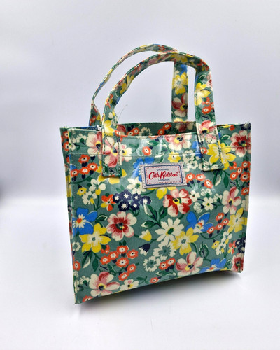 Cath kingston bag book - cath,