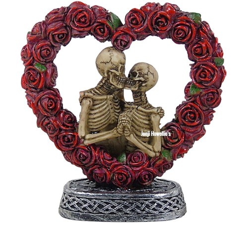Skeleton lovers heart figurine - skeleton,