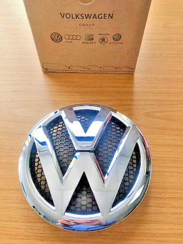 Volkswagen badge emblem for - volkswagen,