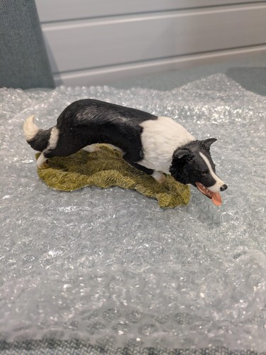 Sherratt simpson figurine - &,