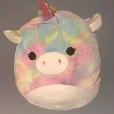 Squishmallow Esmeralda The
