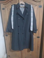 Ladies Vintage Lawrayne Black And Check Patterned Mac Trench Coat 12