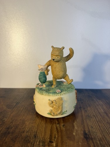Classic pooh and - classic,