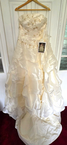Pallas athena ivory ball - pallas, gown