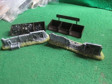 COAL BUNKERS & OTHER SCENERY (OO GAUGE) LOT M50