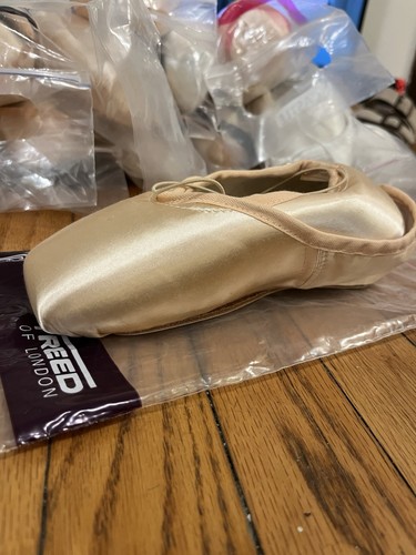 Brand new freed pointe shoes - ,