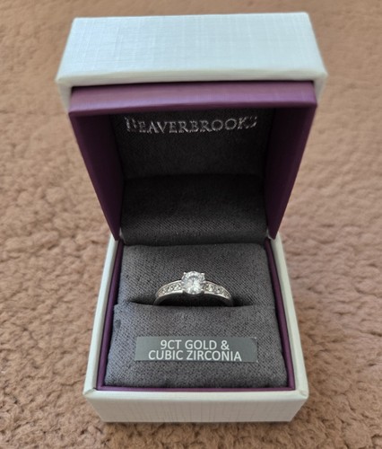 Beaverbrooks 9ct white gold - beaverbrooks, &