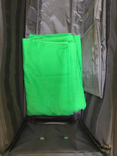 Green screen backdrop - green,