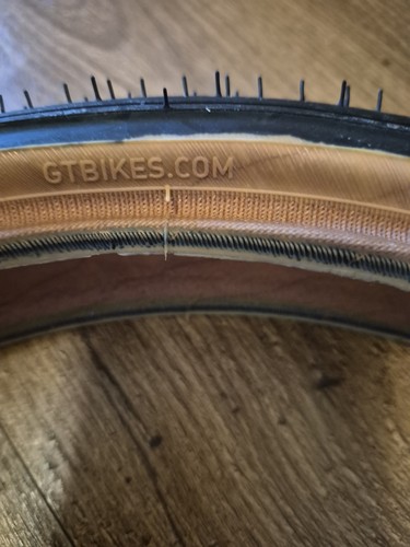 Bmx tyres old - gt, school