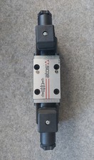Atos DHU-0713 /14 Solenoid Directional spool Valve - 3 position, DC 24V