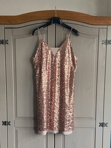 Next size rose - 10, gold