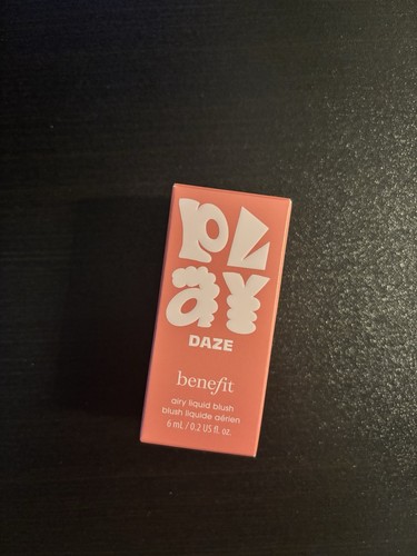Benefit play daze airy - play,