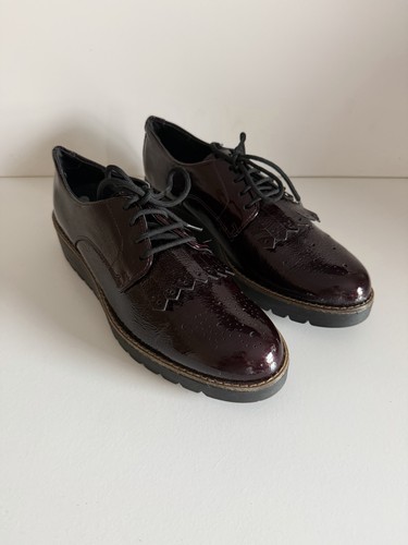 Ladies size oxblood - size, 40