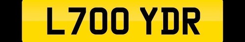 Private number plate lloyd - plate, r