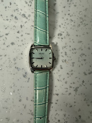 House clearance items - house, 1