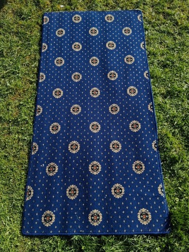 Lovely blue axminster rug - lovely,