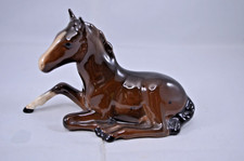 BESWICK BROWN FOAL LYING MODEL No. 915