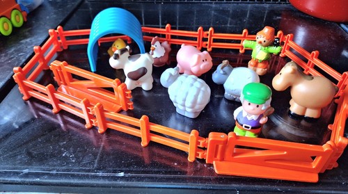 Elc happyland farm set - happyland, set.