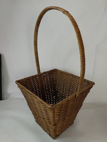 Vintage wicker easter flower - vintage,