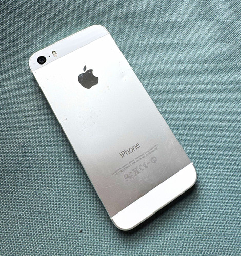 Apple iphone a1457 - apple, 16gb
