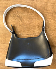 Daniela Moda Black & White