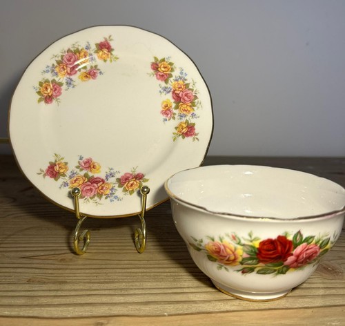 Vintage royal vale sugar bowl - vintage,