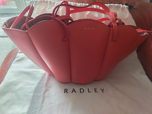 Fabulous rare radley lava - fabulous,