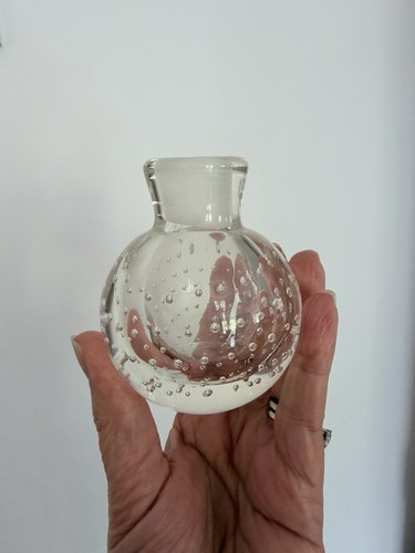 Vintage controlled bubble art