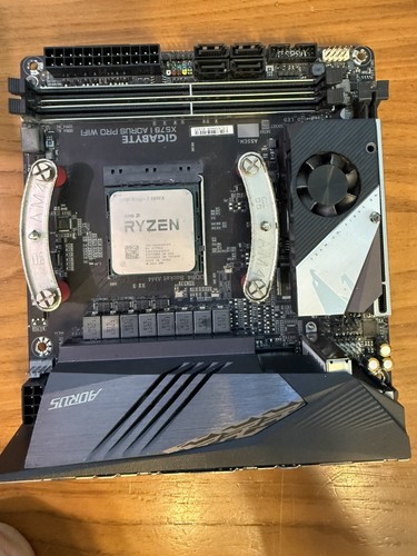 Gigabyte x570 aorus - x570, i