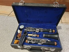 bundy Clarinet Musical Instrument Vintage  5-Piece, with Hard Case. T7