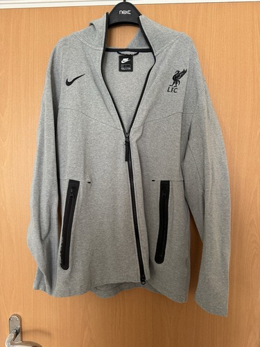 Liverpool football club - football, nike