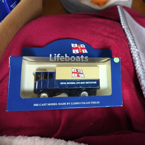 2007 lledo rnli - lifeboats, die