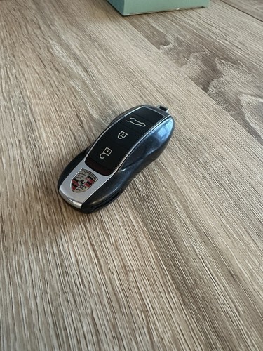 Genuine porsche macan cayenne - genuine,