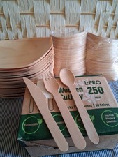 ECO-FRIENDLY BAMBOO 'BOAT' DISHES + WOODEN CUTLERY. PARTY/BBQ/PICNIC