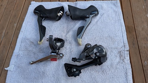 Shimano claris r2000 speed - shimano,
