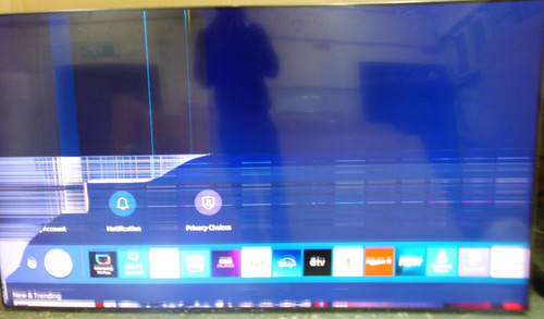 Damaged screen samsung 85 - samsung, 85"