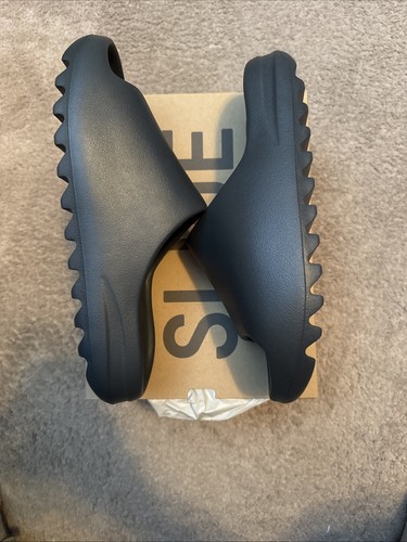New adidas yeezy - new,