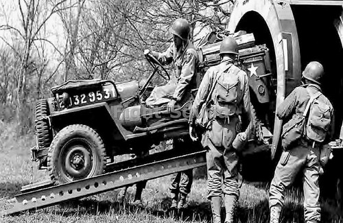Ww2 picture photo jeep exiting - jeep,