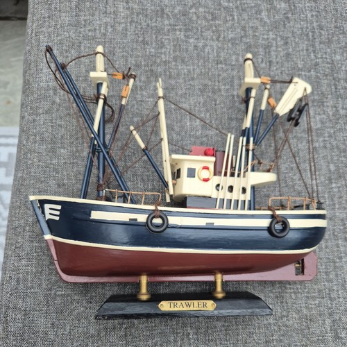 Vintage hand made wooden - vintage, model