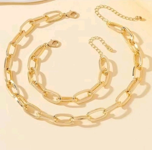 Gold chunky chain - chunky,