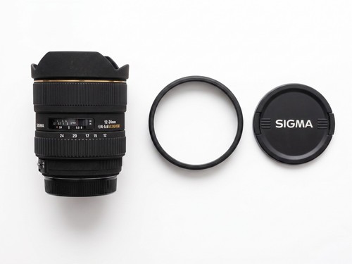 Sigma 24mm 5 - f/4.5-5.6, ii