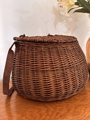 Vintage fishing creel wicker - vintage,