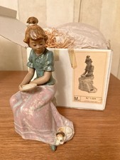 Nao Figurine Girl Gres